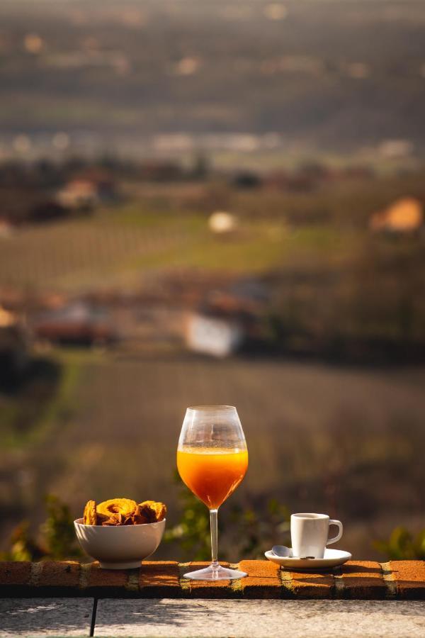 Reva Residences And Pool Monforte D'Alba Bagian luar foto