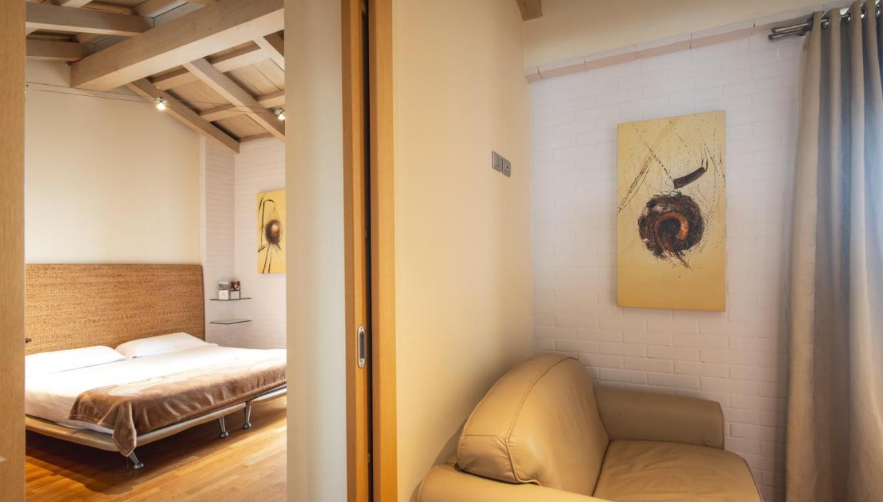 Reva Residences And Pool Monforte D'Alba Bagian luar foto