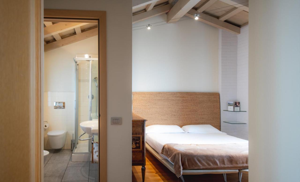 Reva Residences And Pool Monforte D'Alba Bagian luar foto