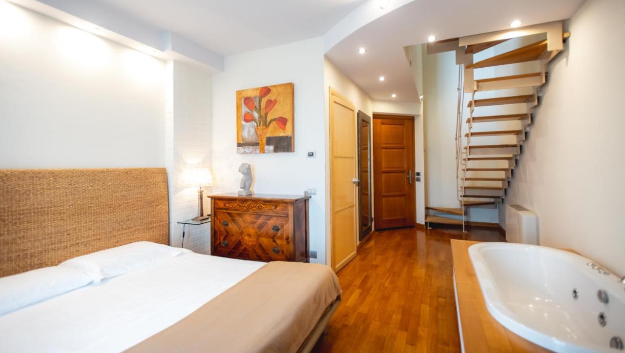 Reva Residences And Pool Monforte D'Alba Bagian luar foto