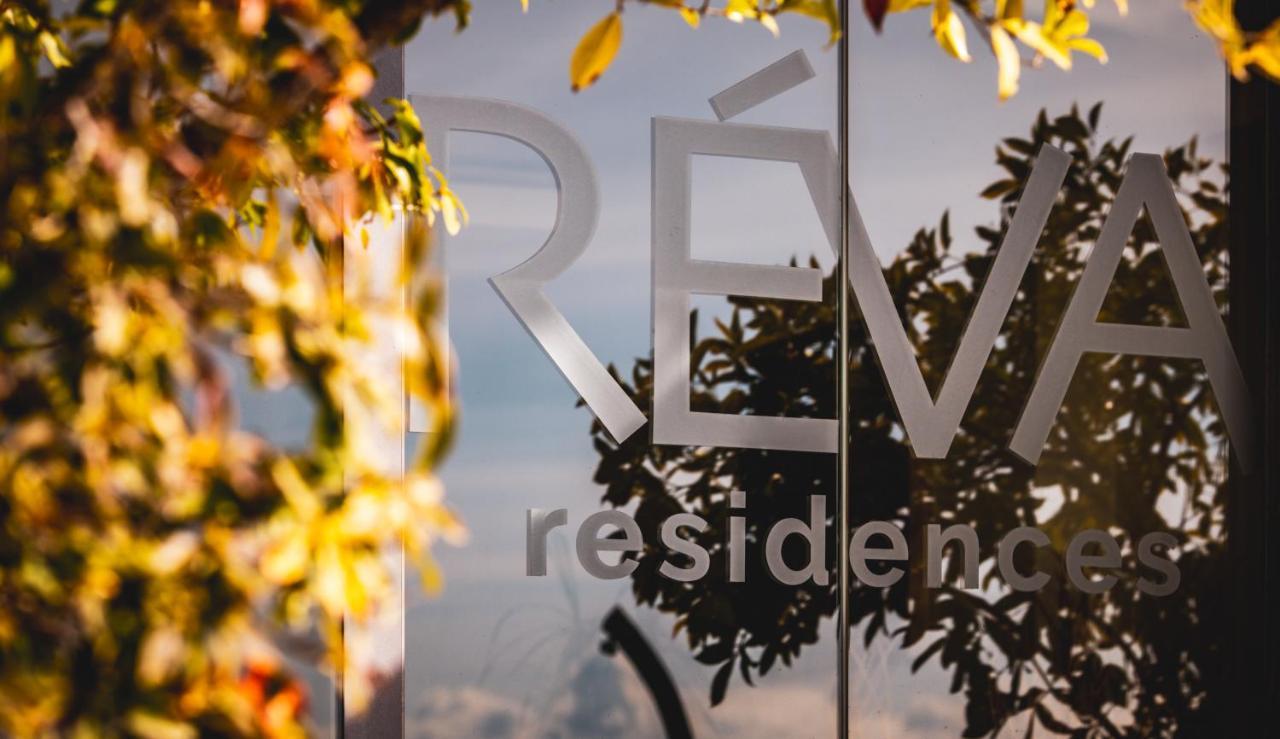 Reva Residences And Pool Monforte D'Alba Bagian luar foto